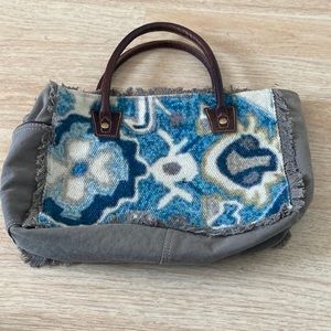 Myra bag